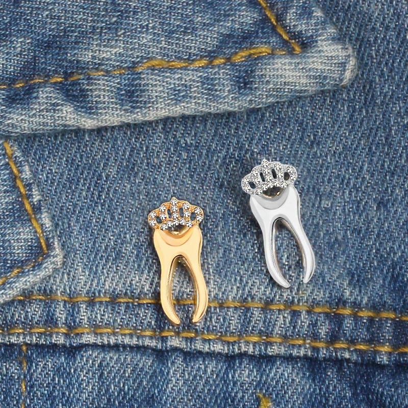 Dentist Tooth Brooches for Women Dress Lapel Pins with Crystal Crown Silver Color Teeth Dentist Jewelry Button Badges Gifts