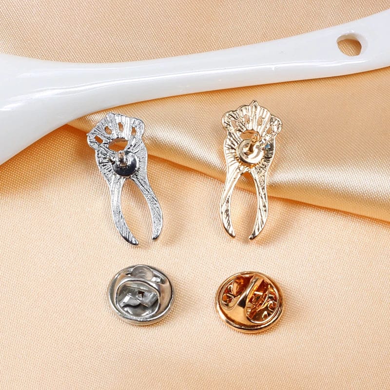 Dentist Tooth Brooches for Women Dress Lapel Pins with Crystal Crown Silver Color Teeth Dentist Jewelry Button Badges Gifts